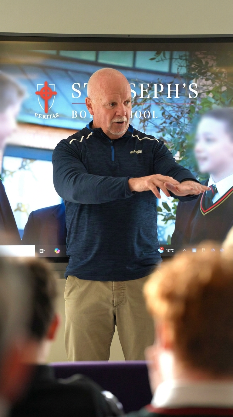 Speaking to an audience about addiction and recovery